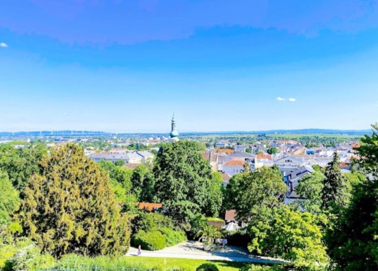 Landhaus Am Kurpark Lägenhet Baden Exteriör bild